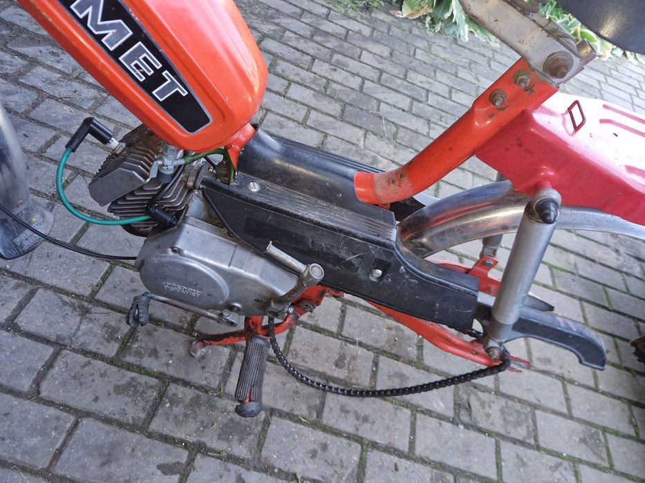 Części romet kadet osłona silnik 023 lagi koło Bak motorynka pony m2