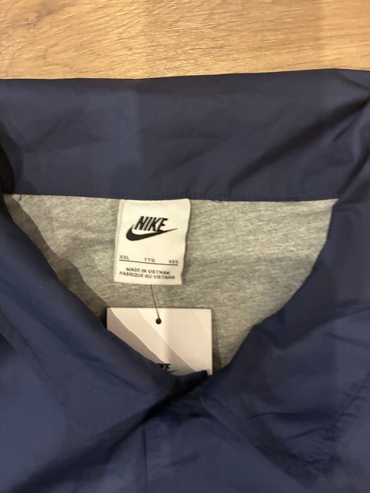 Куртка фірмова Nike