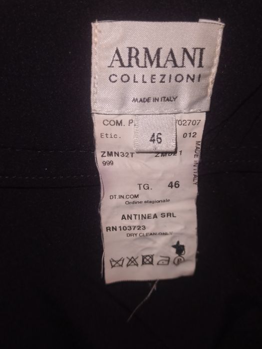 Armani Collezioni спідниці