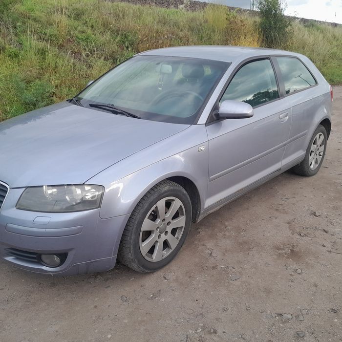 Audi a3 8p 2004r na części kolor LY7H