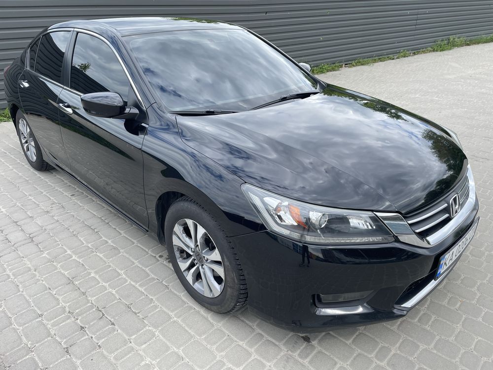 Honda accord 9 2015