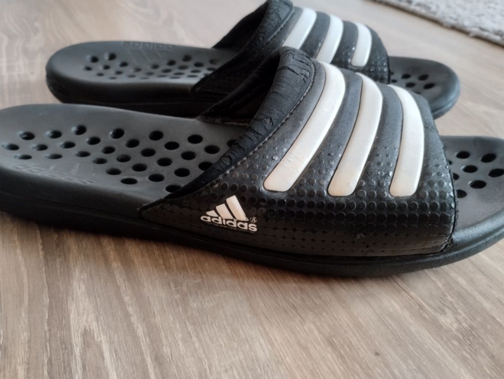 Тапочки масажні Adidas