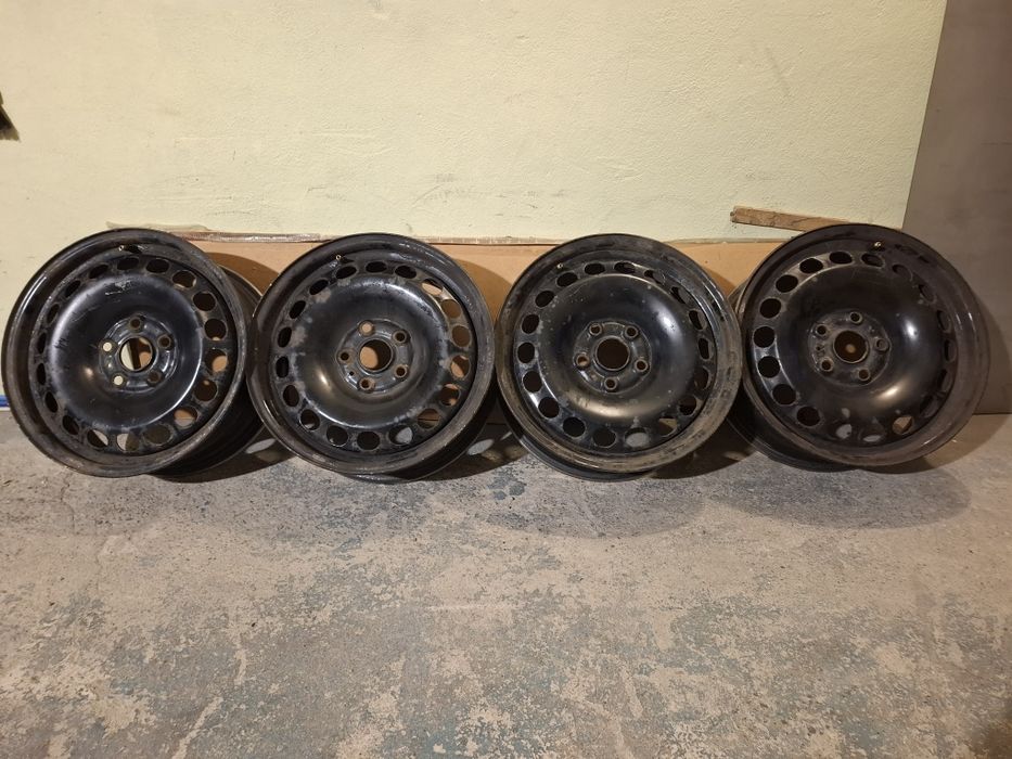 Sprzedam felgi stalowe