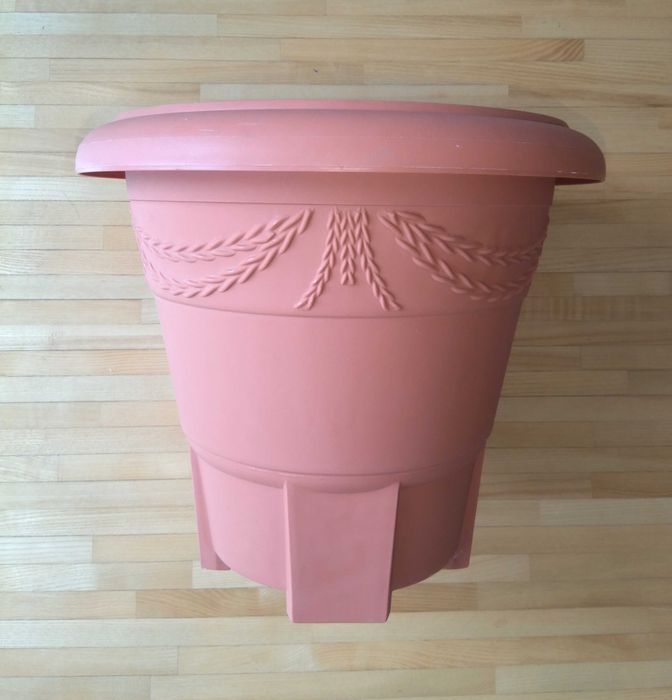 Duża donica i skrzynka z podstawką ogrodowa balkonowa całość za 35 zł