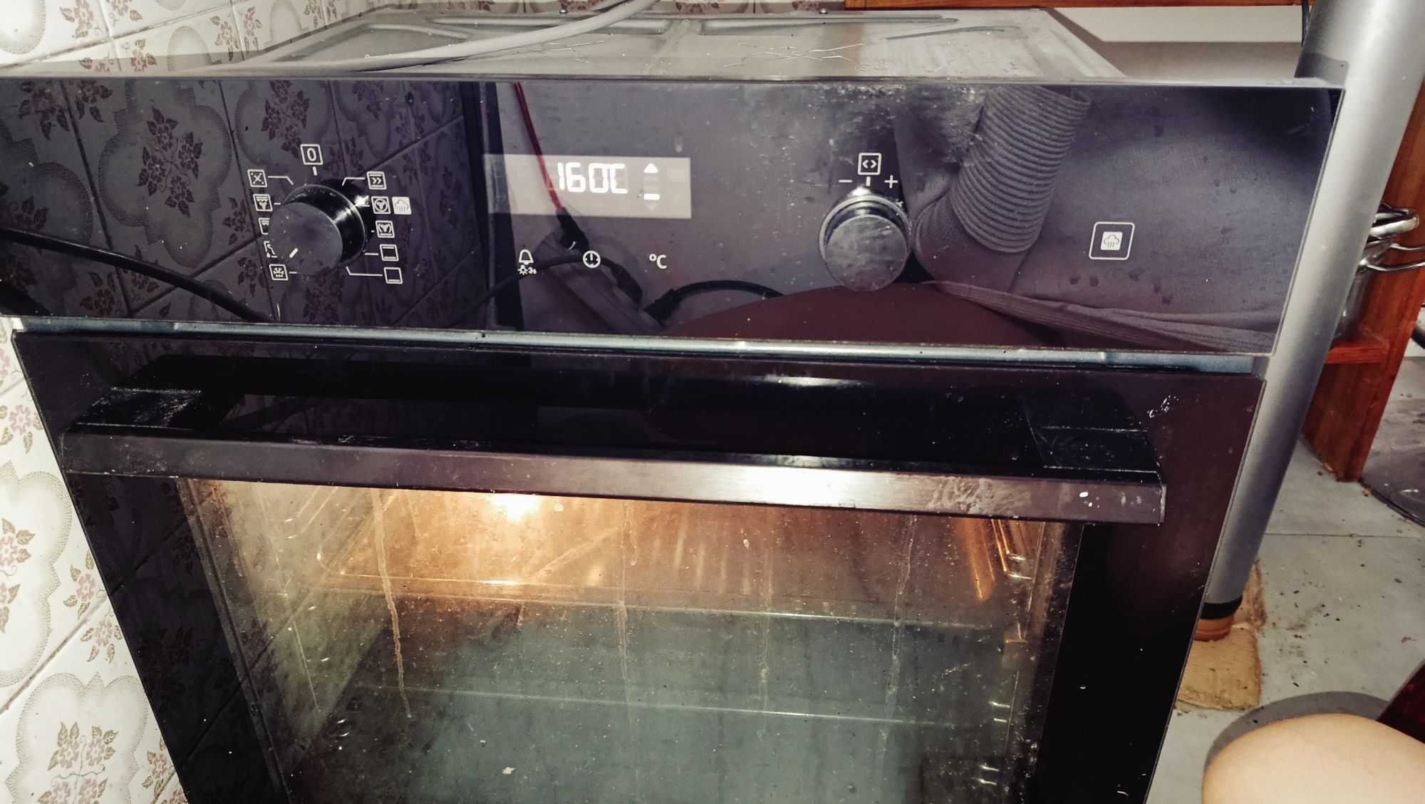 Piekarnik Electrolux z funkcją pary  EOD6C71Z SteamBake