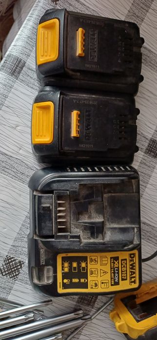 Продам DEWALT 420