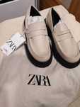 Sapatos da Zara. Tamanho 35. Novod com etiqueta