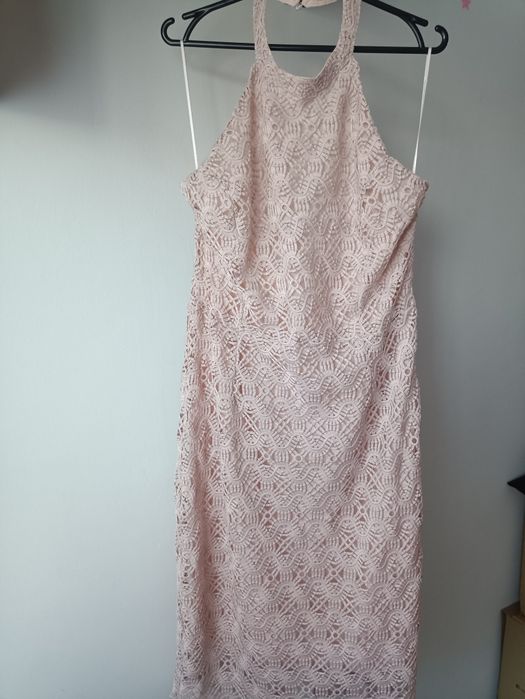 Reserved rozmiar 42 XL sukienka dekolt halter ażurowa odkryte plecy