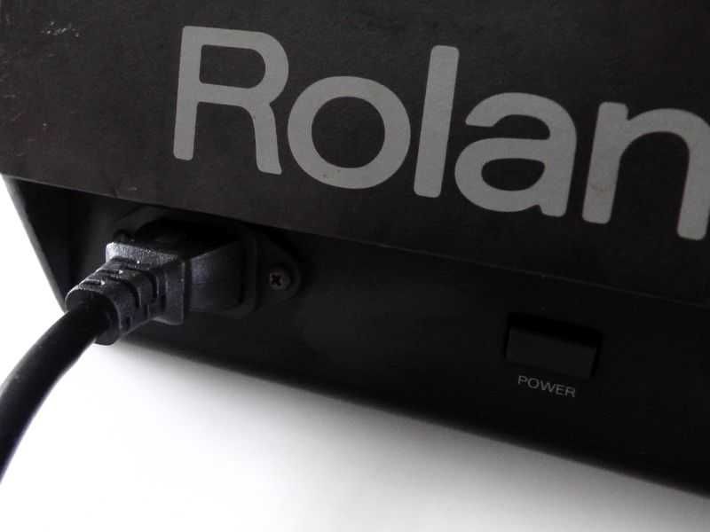 Roland PRO-E Intelligent Arranger Syntezator