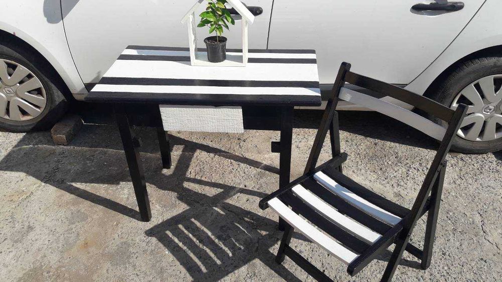 Стол стул+шторы-нити+панно деревянное комплект