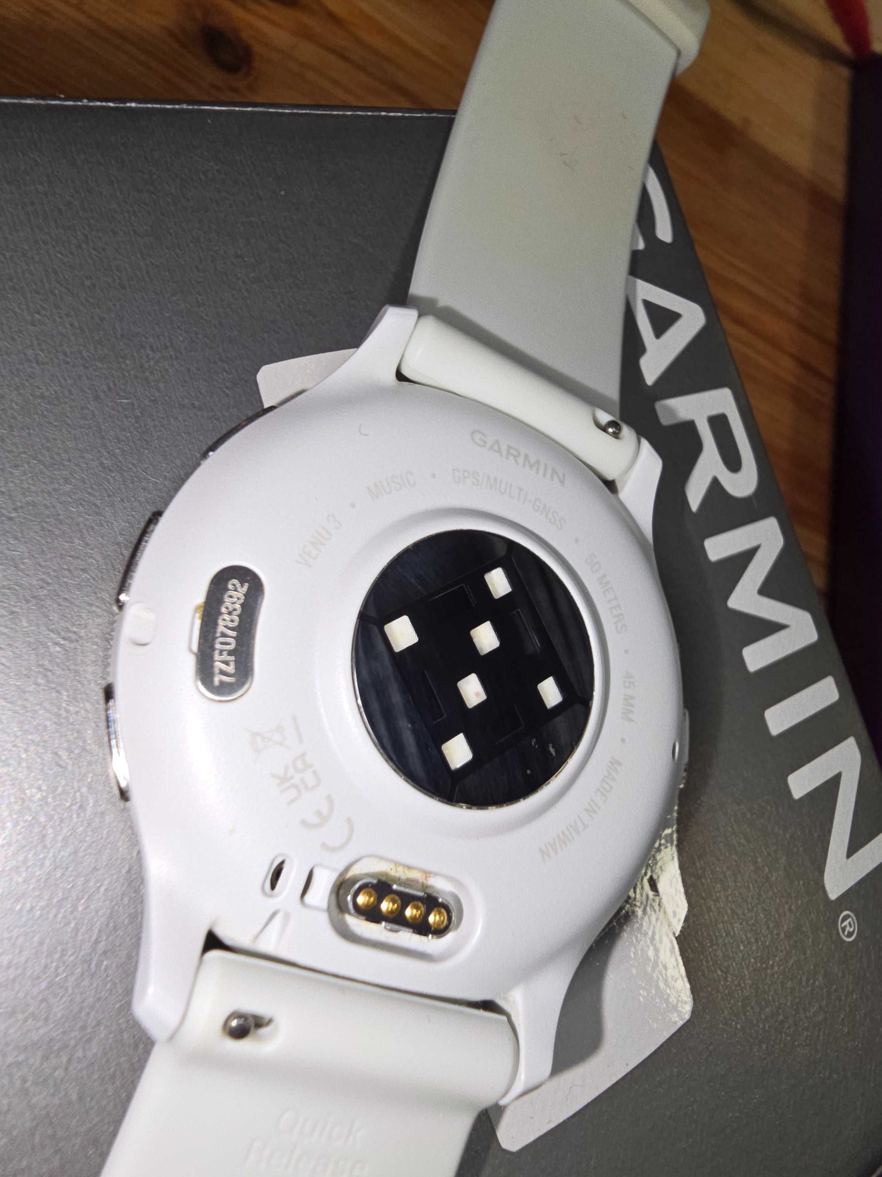Smartwatch Garmin venu 3 biały