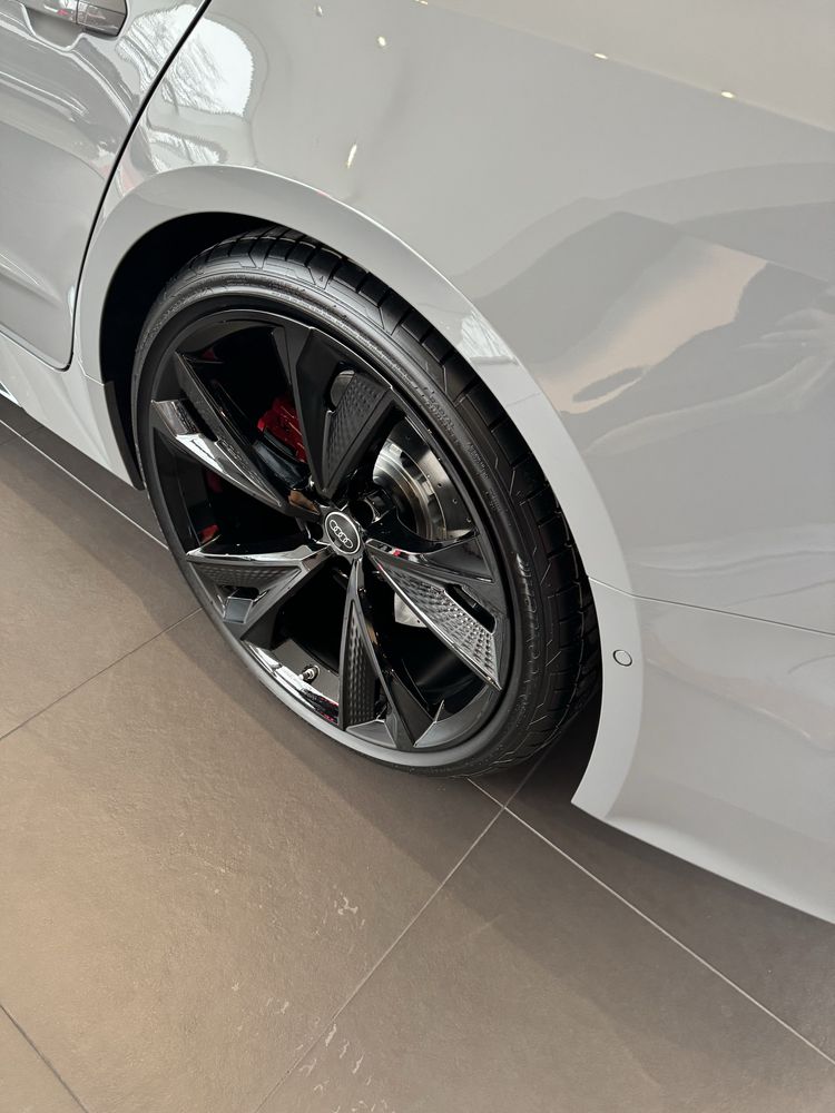 Sprzedam komplet oryginalnych felg Audi RS 22 cale