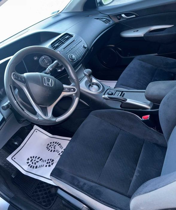 Honda Civic Hatchback 1.4l 83 km UFO