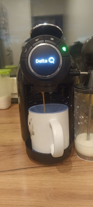 Ekspres do kawy Delta Qool  milk