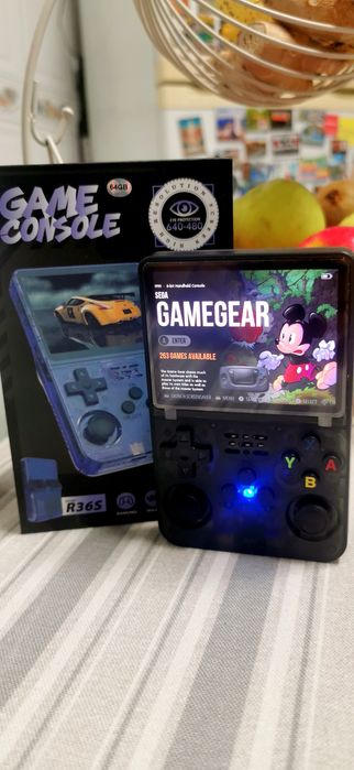 Consola portátil R36S - 64MB