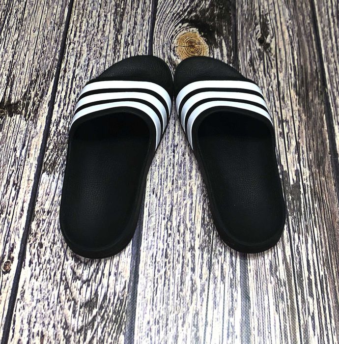 Шлепанцы Adidas для мальчика, размер 36 (23,5 см)