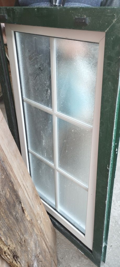 Conjunto de janelas / portas sacadas