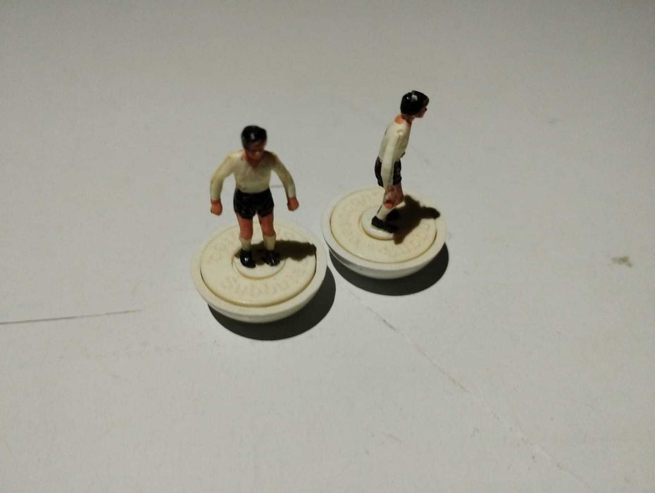 Vintage - Subbuteo - ref. 10  Várias Equipas - 2 Jogadores - 1968-88