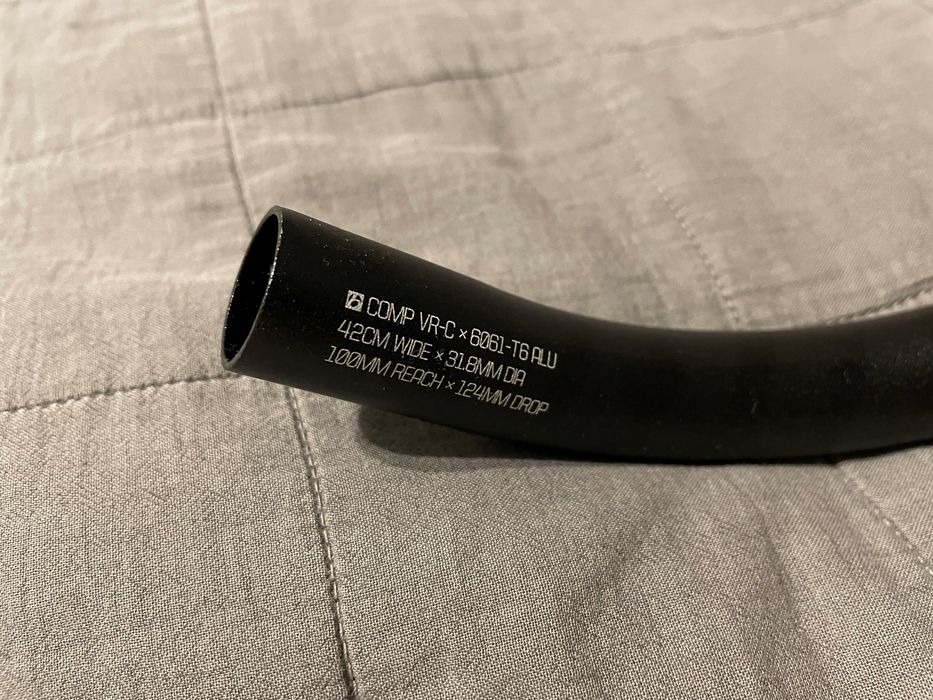 Bontrager Kierownica szosowa Compact 42cm szerokosc x 31.8mm