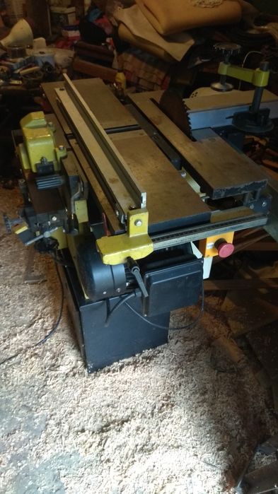 Продам многофункциональный деревообрабатывающий станок Корвет 322.