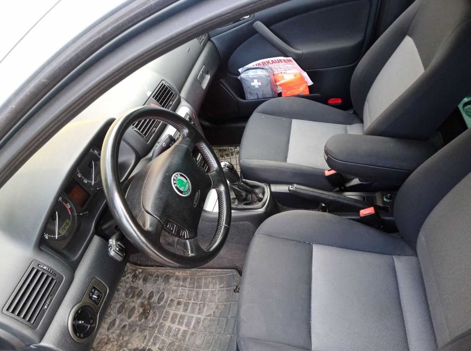 Шкода октавия 2.0 на запчасти