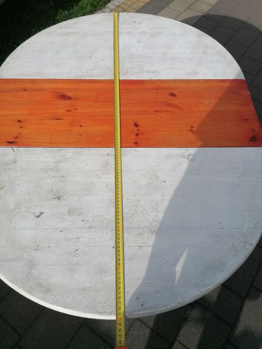 Stół drewniany rozkladany