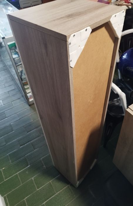 Móvel desocupar porta branca