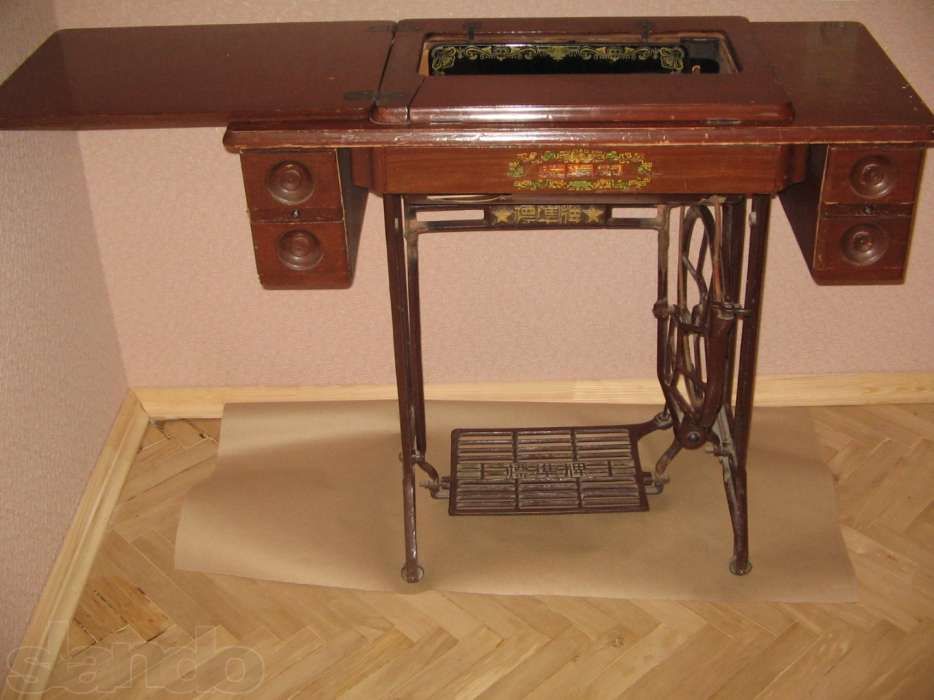 Китайская ножная швейная машинка "Стандарт"