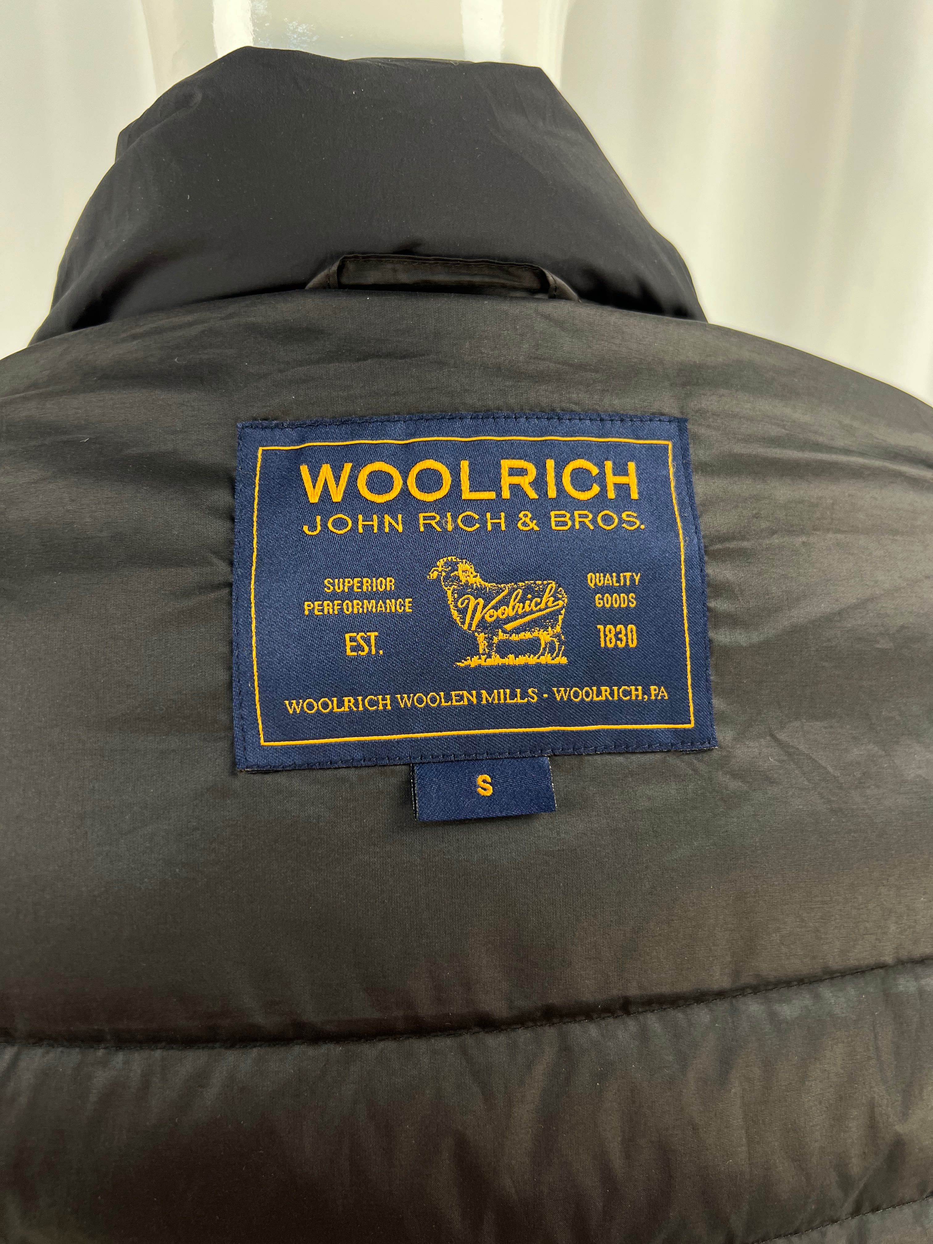 WOOLRICH Down Jacket подовжена пухова куртка з капюшоном ВУЛРІЧ