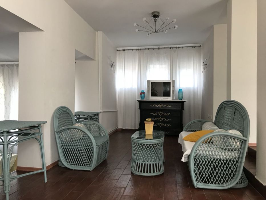 Прекрасный выбоор. Большой Дом рядом с Совиньон1