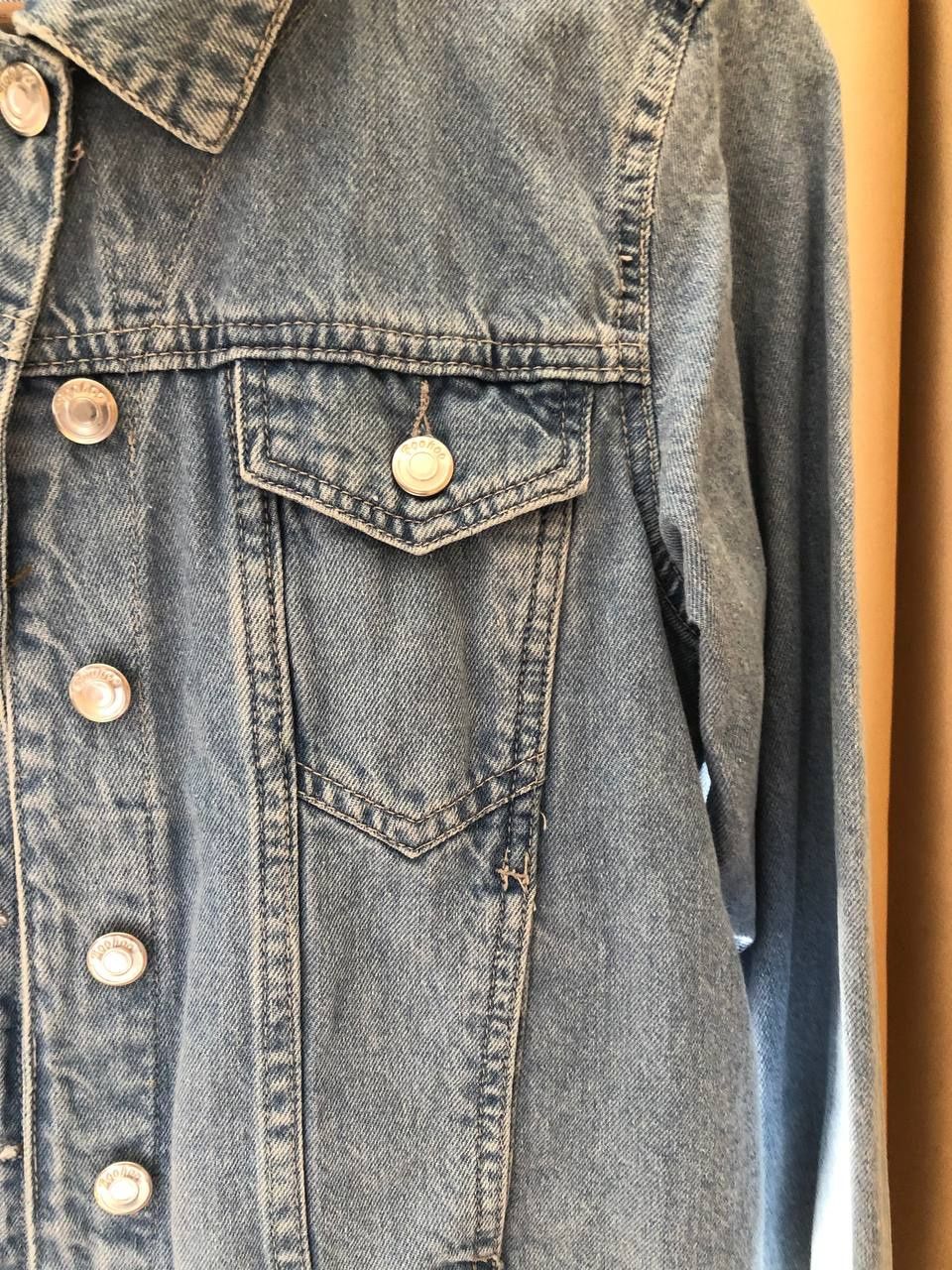 Куртка джинсова коротка жіноча