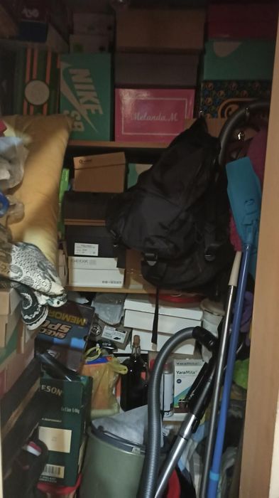 Продаж 6-ти кімнатної квартири у місті Ужгород.