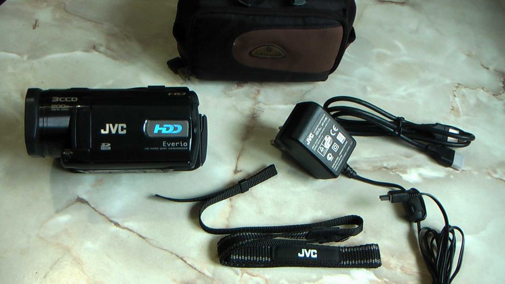 Відеокамера JVC GZ-HD3ER   HDD 60Gb
