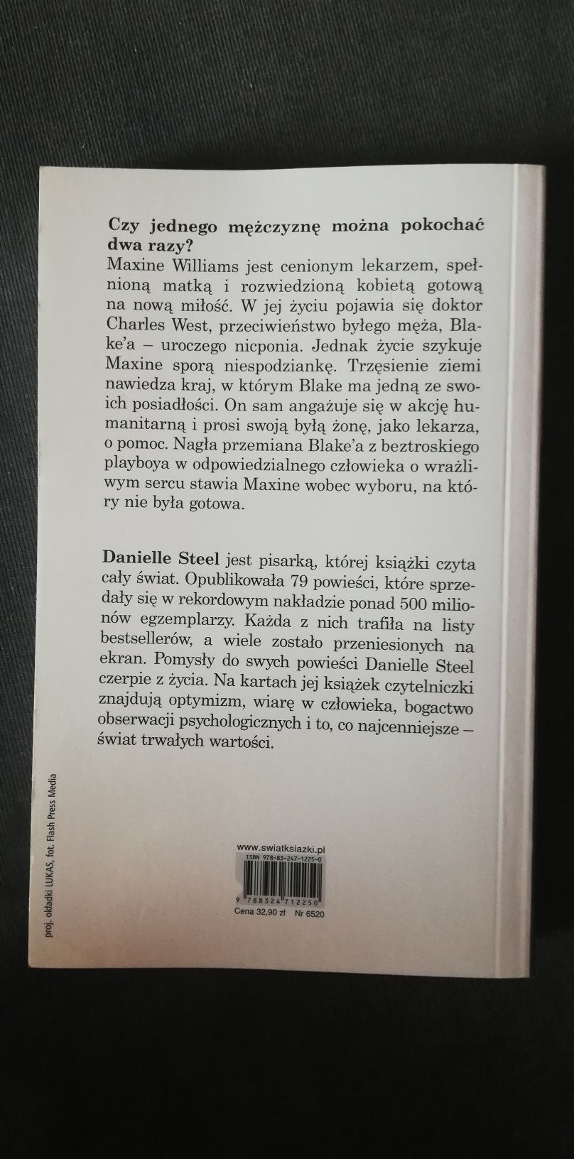 Nicpoń-Danielle Steel