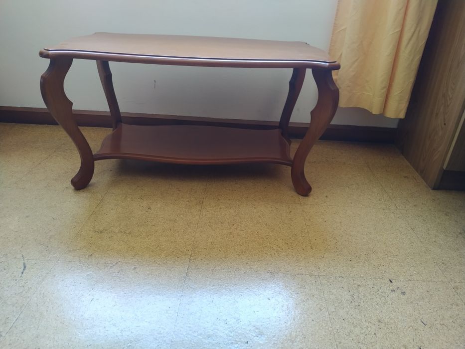 Mesa de madeira de  centro
