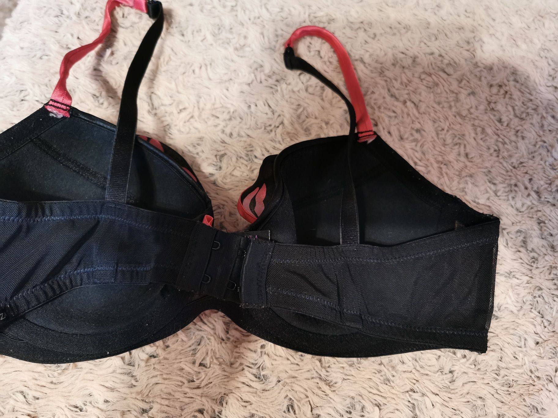 Biustonosz LaSenza  r. 80C