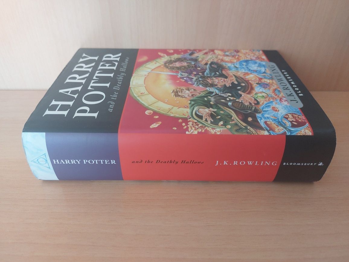 Livro - Harry Potter and the Deathly Hallows 1ª Edição Bloomsbury