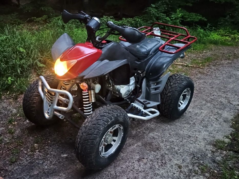 Quad ATV 250cc chłodzony cieczą , bez homologacji