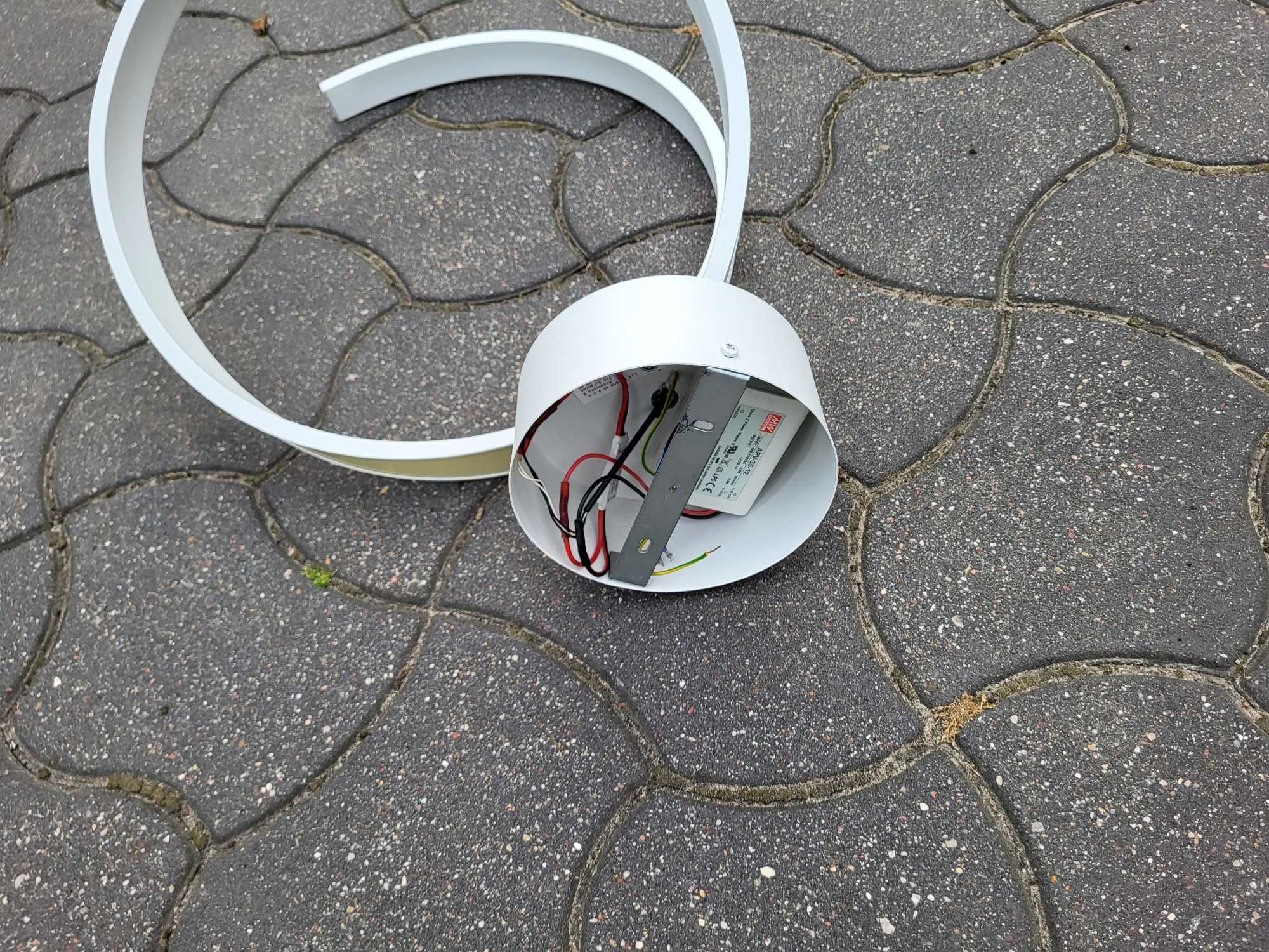 Lampa sufitowa dekoracyjnie zakręcona LED 20W 3000K