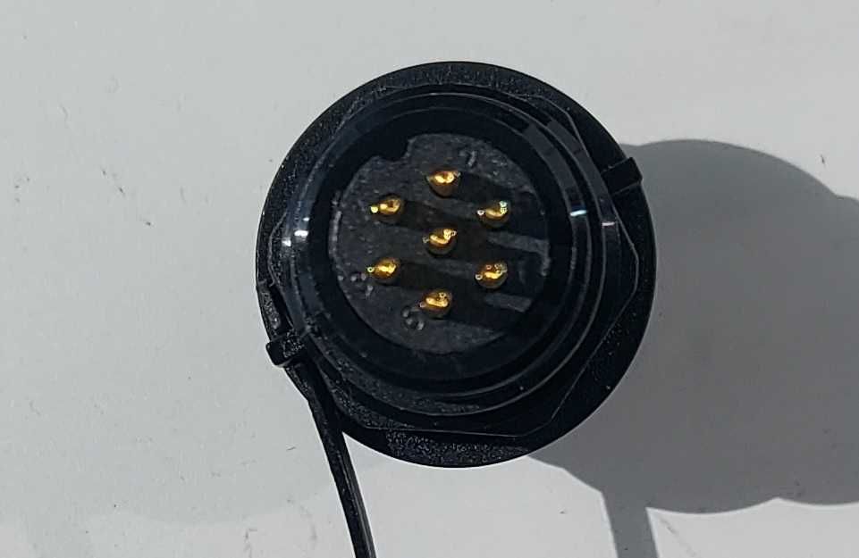 роз’єм герметичний 7pin SD16