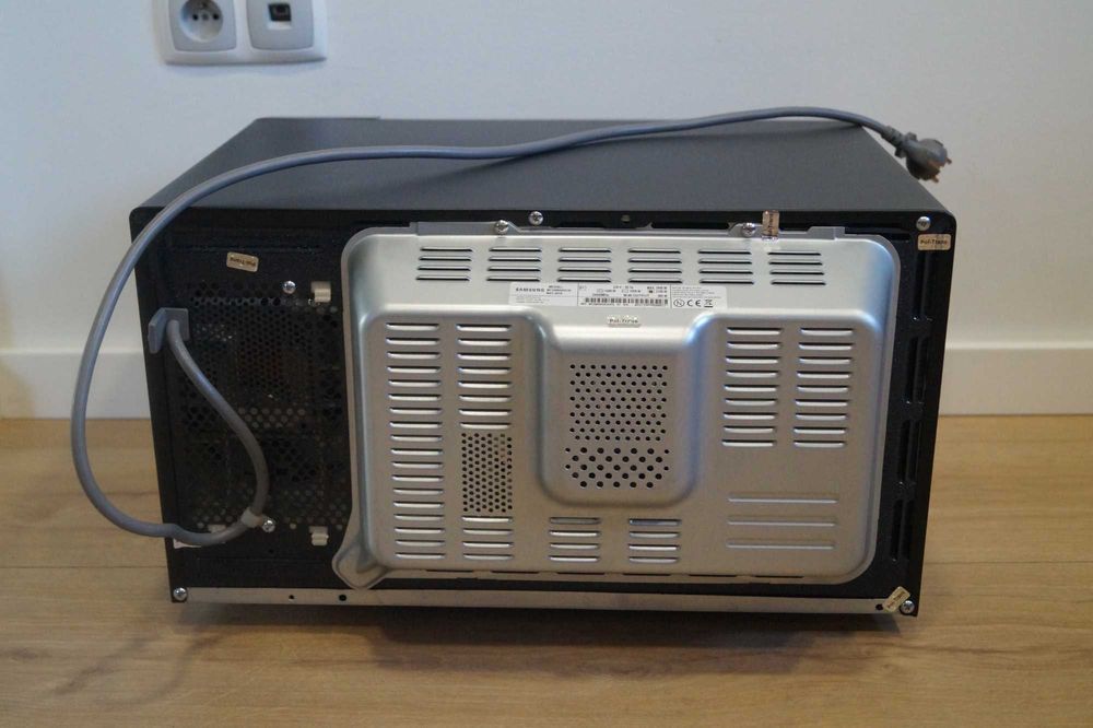 Kuchenka mikrofalowa Samsung MC28M6035CK