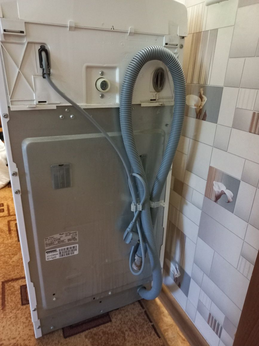Продам стиральную машину Whirlpool AWE 7515/1 н/р
