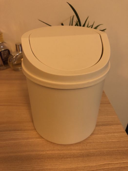 Kosz malutki na stół