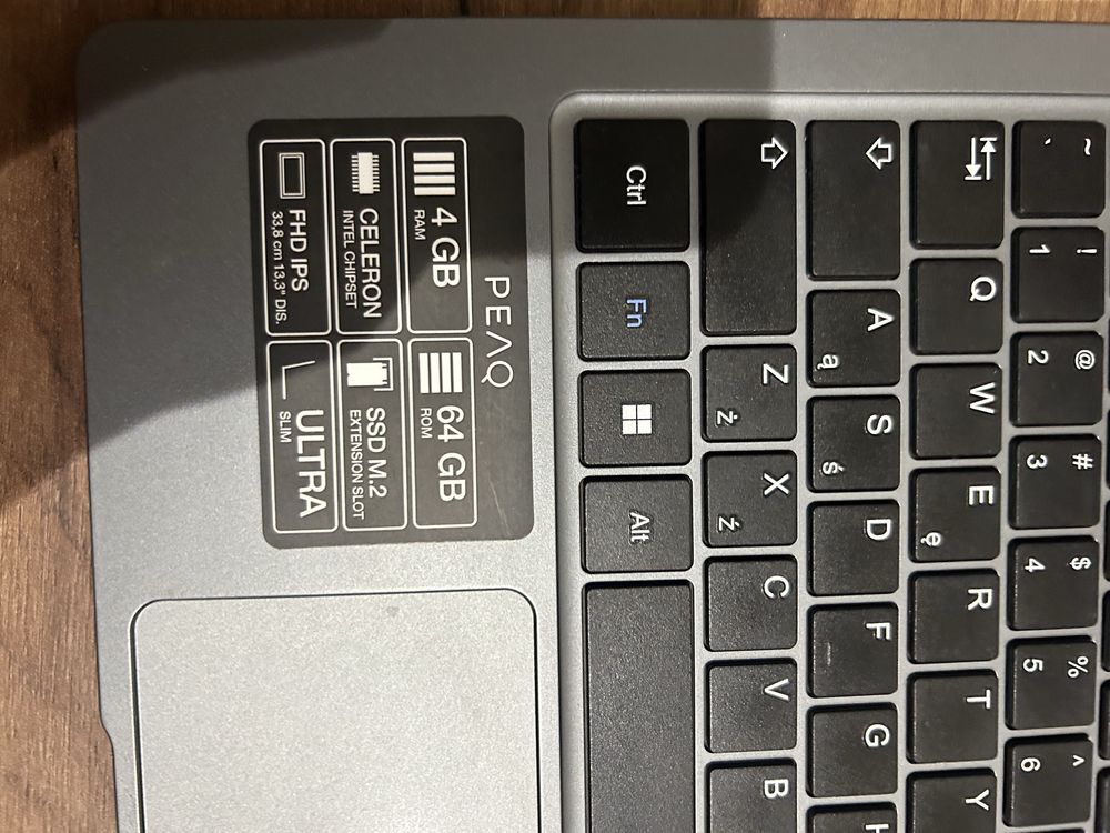 Ноутбук Peaq slim s132v 64GB