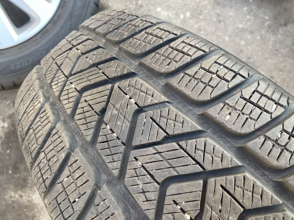 Koła zimowe 215/65 R17 VW Tiguan 50F Audi Q3 83A Seat Taracco