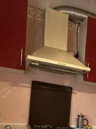 Продам вытяжку б.у