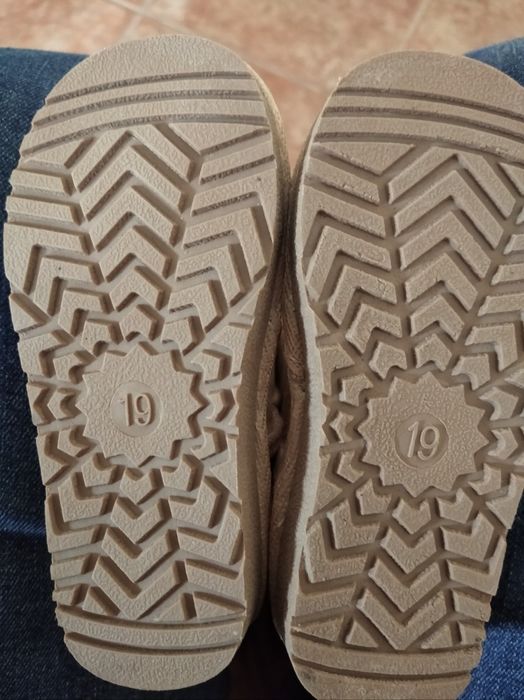 Botas novas da Zippy tamanho 19