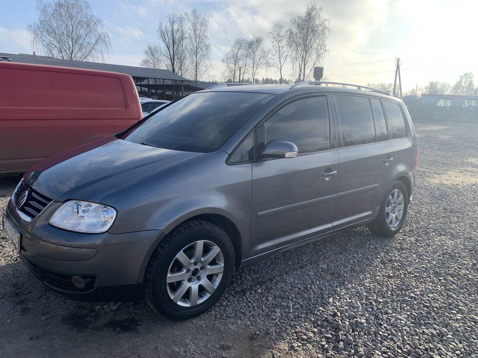 Volkswagen Touran