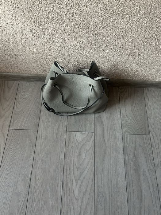 Sprzedam szara torebke