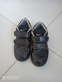 Sprzedam buty chlopiece Nike Pico rozm. 31